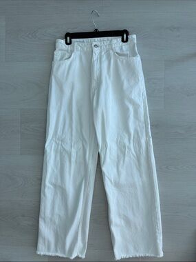 Zara High Rise Wide Leg White Jeans in Size 6 (EUR 38)